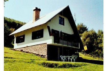 Slovakia Chata Lehota pod Vtáčnikom, Eksteriør